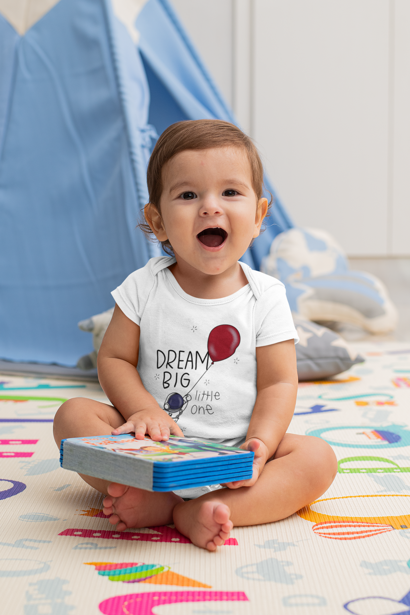 Dream Big Short Sleeve Baby Bodysuit